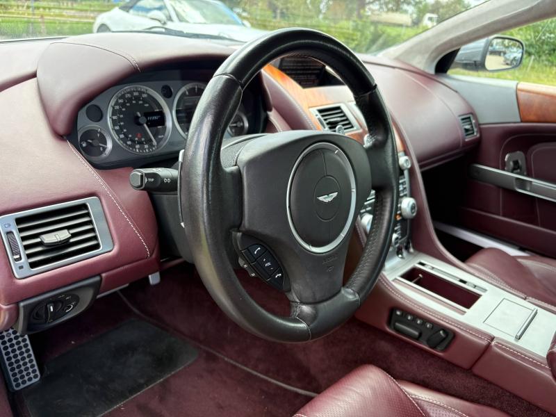 Image ASTON MARTIN DB9 Coupé V12 5.9L 477ch Touchtronic2