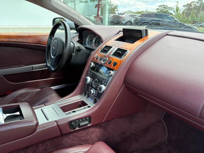 Image ASTON MARTIN DB9 Coupé V12 5.9L 477ch Touchtronic2
