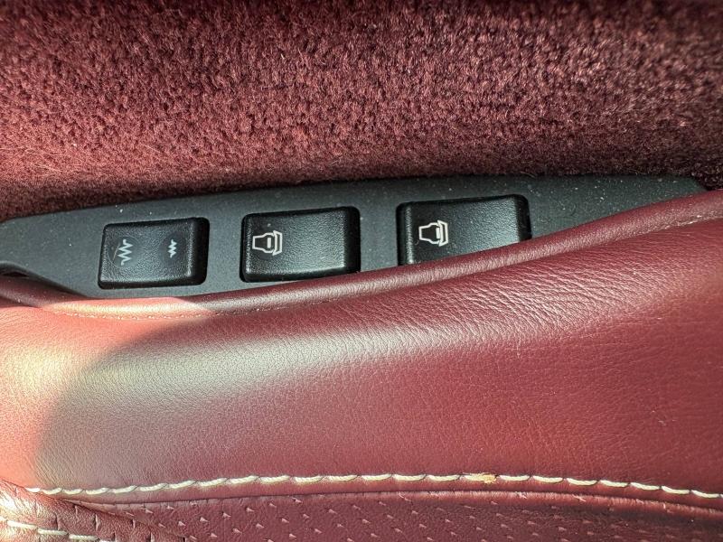 Image ASTON MARTIN DB9 Coupé V12 5.9L 477ch Touchtronic2