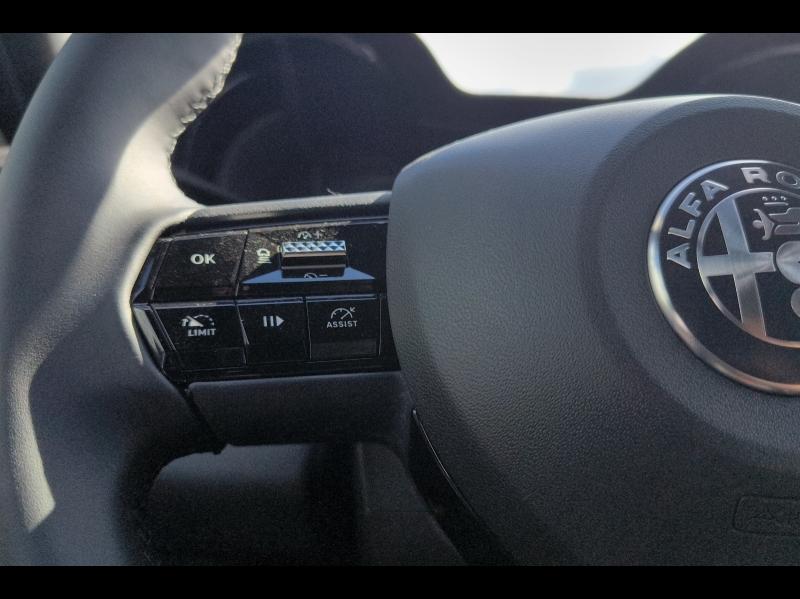 Image ALFA ROMEO Junior 1.2 Ibrida 136ch Premium DCT6