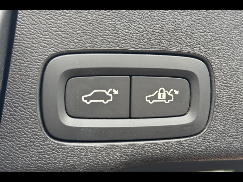 Image VOLVO XC60 T6 Hybride Rechargeable 253 + 145ch Ultra Style Dark Geartronic 8 AWD