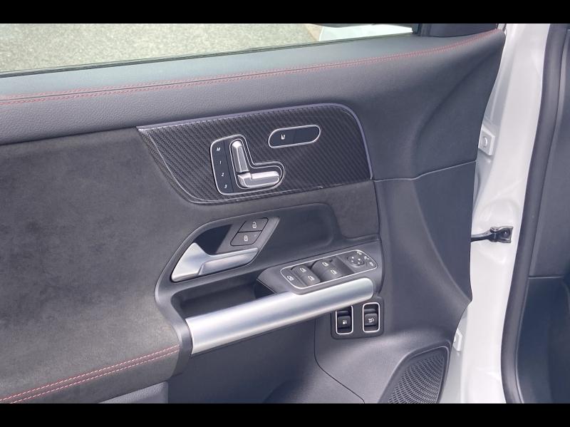 Image MERCEDES-BENZ GLA 250 e 160+102ch AMG Line 8G-DCT