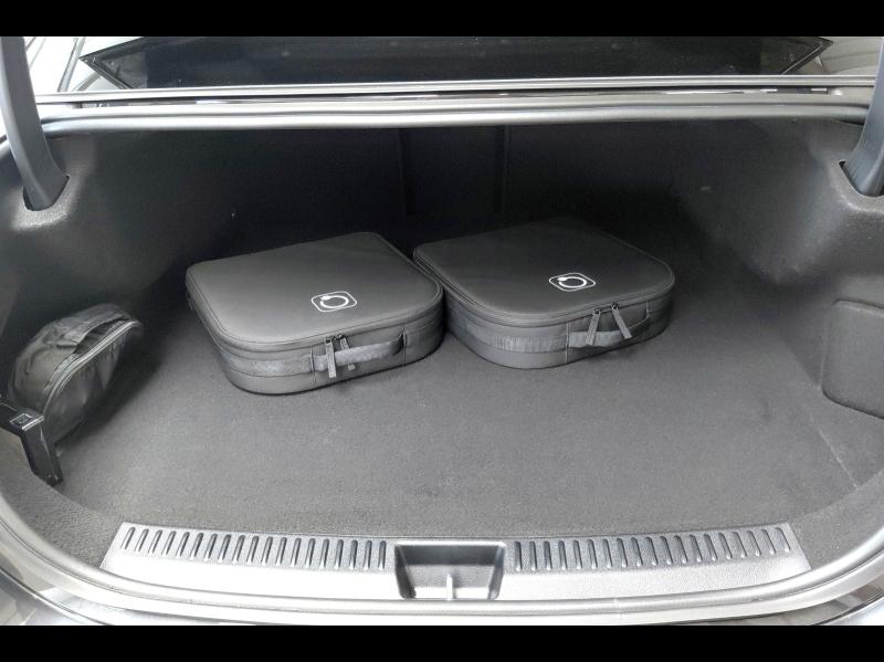 Image MERCEDES-BENZ Classe E 300 e 204+129ch Avantgarde Line 4Matic 9G-Tronic