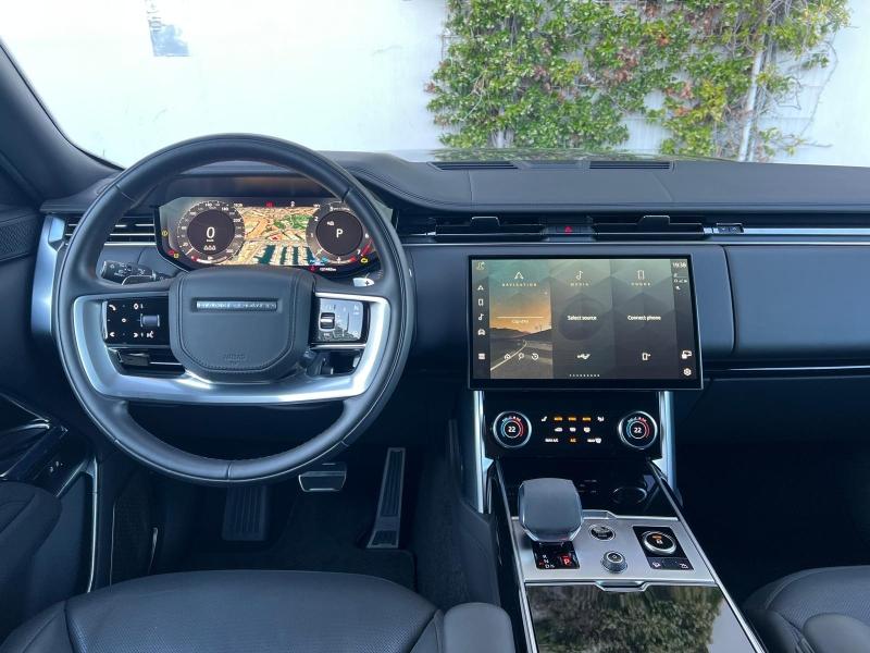 Image LAND-ROVER Range Rover 4.4 P530 530ch Autobiography SWB