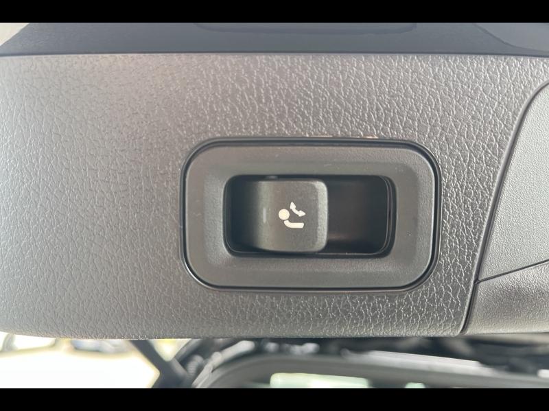 Image MERCEDES-BENZ GLB 200 d 150ch AMG Line 8G-DCT