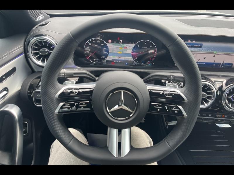 Image MERCEDES-BENZ CLA 200 d 150ch AMG Exclusive Design 8G-DCT