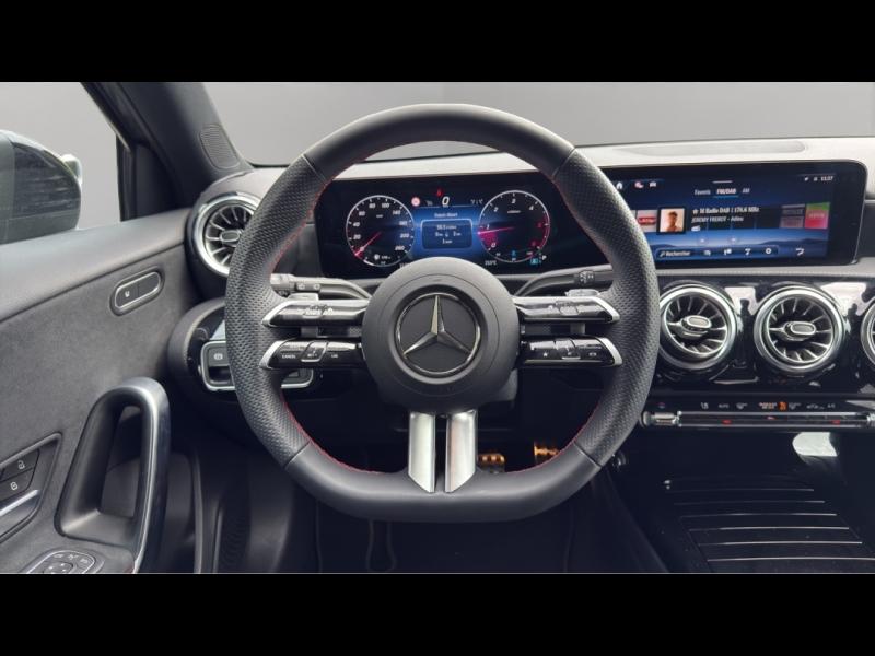 Image MERCEDES-BENZ Classe A 200 163ch AMG Line 7G-DCT