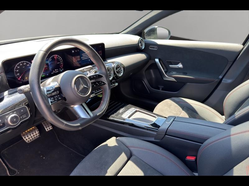Image MERCEDES-BENZ Classe A 250 e Hybrid EQ 163+109ch AMG Line 8G-DCT