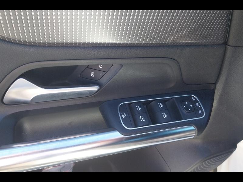 Image MERCEDES-BENZ GLA 200 d 150ch Progressive Line 8G-DCT