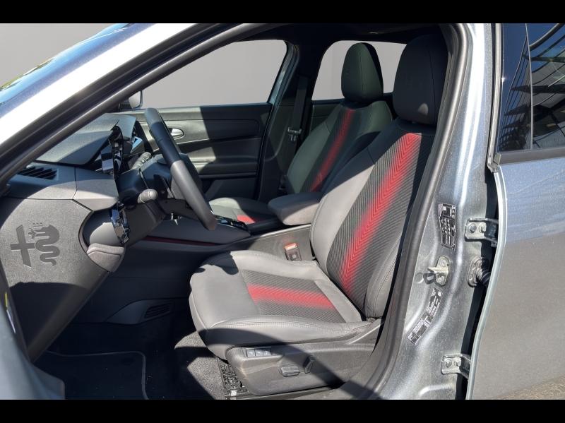 Image ALFA ROMEO Junior 1.2 Ibrida 136ch Premium DCT6 Q4