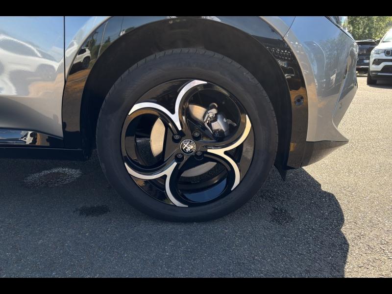 Image ALFA ROMEO Junior 1.2 Ibrida 136ch Premium DCT6 Q4
