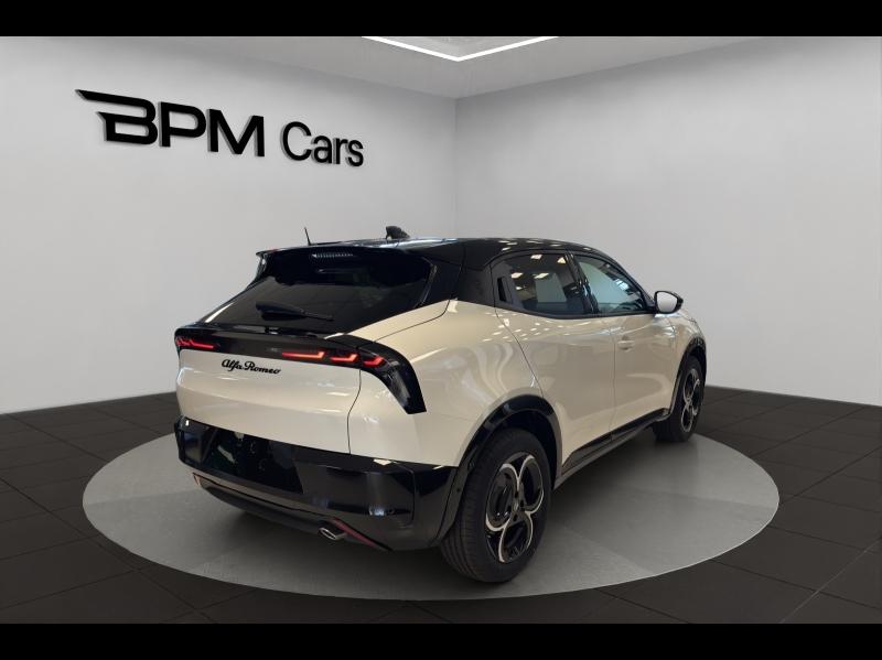Image ALFA ROMEO Junior 1.2 Ibrida 136ch Premium DCT6 Q4