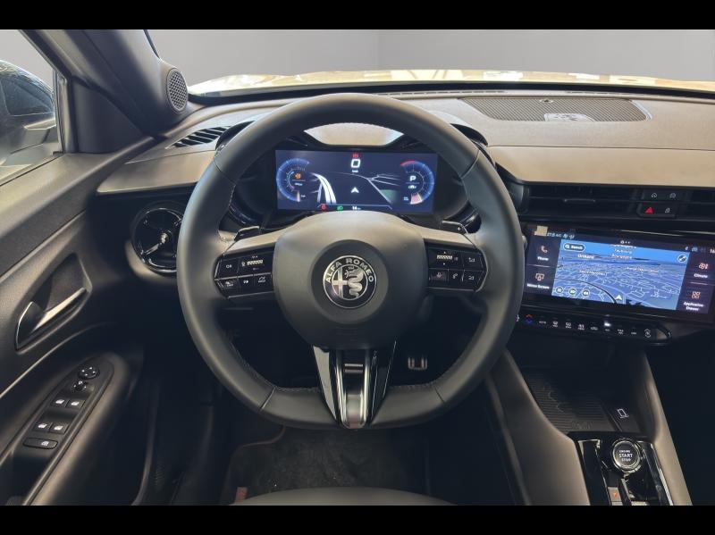 Image ALFA ROMEO Junior 1.2 Ibrida 136ch Premium DCT6 Q4