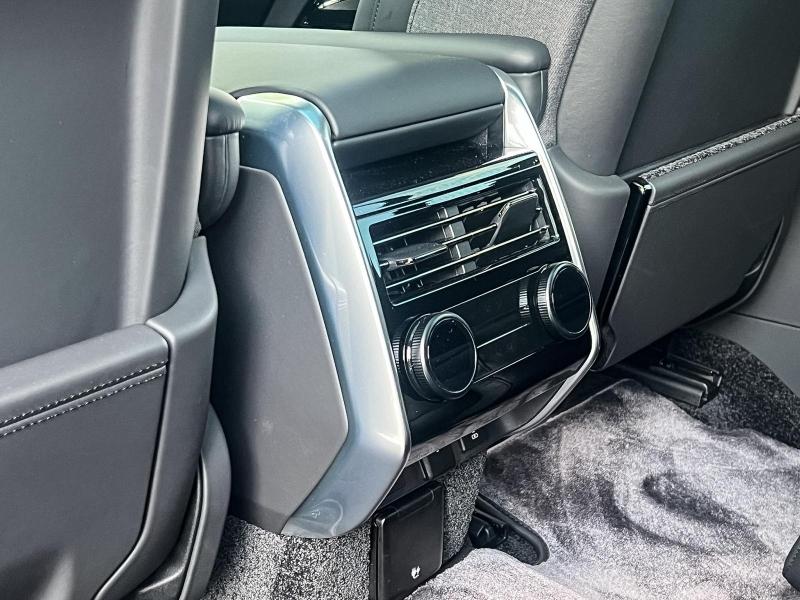 Image LAND-ROVER Range Rover 3.0 P550e 550ch PHEV SV SWB