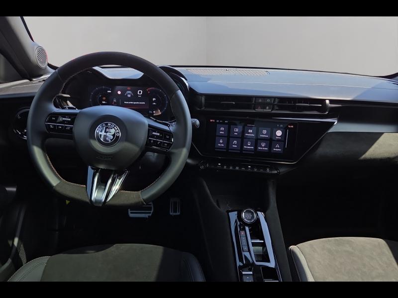 Image ALFA ROMEO Junior 1.2 Ibrida 145ch Intensa e-DCT6