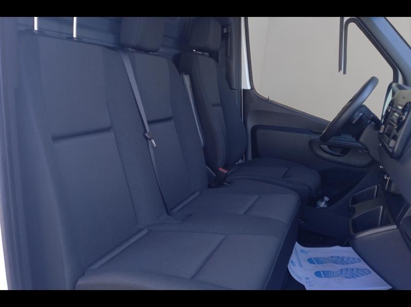 Image MERCEDES-BENZ Sprinter Fg 312 eSprinter 39 3T5 3 batteries 85 KW