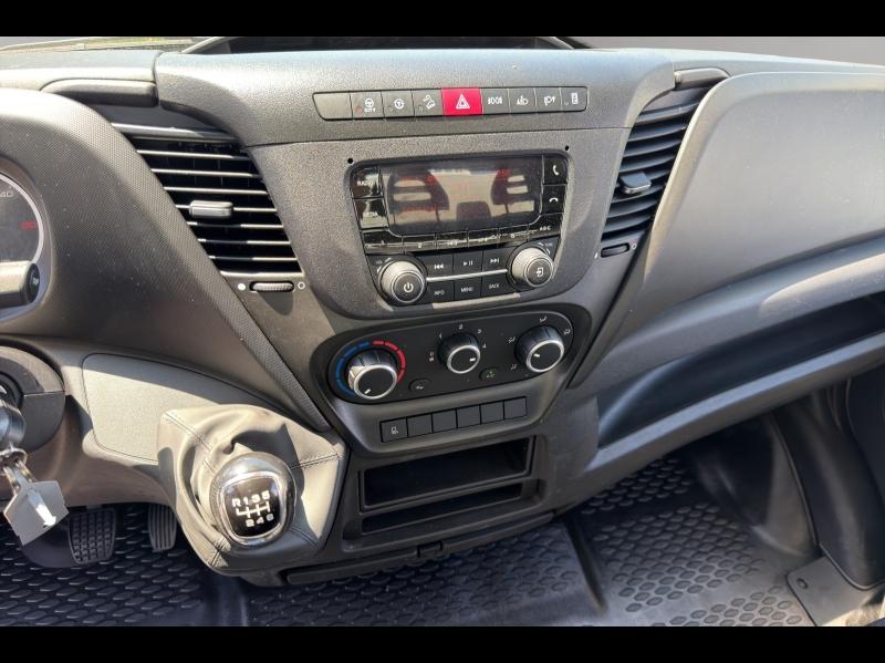 Image IVECO Daily CCb 35-160H 3.0 / 35C16 / BENNE & COFFRE / 2022 / 160CH /