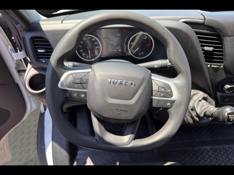 Image IVECO Daily CCb 35-160H 3.0 / 35C16 / BENNE & COFFRE / 2022 / 160CH /