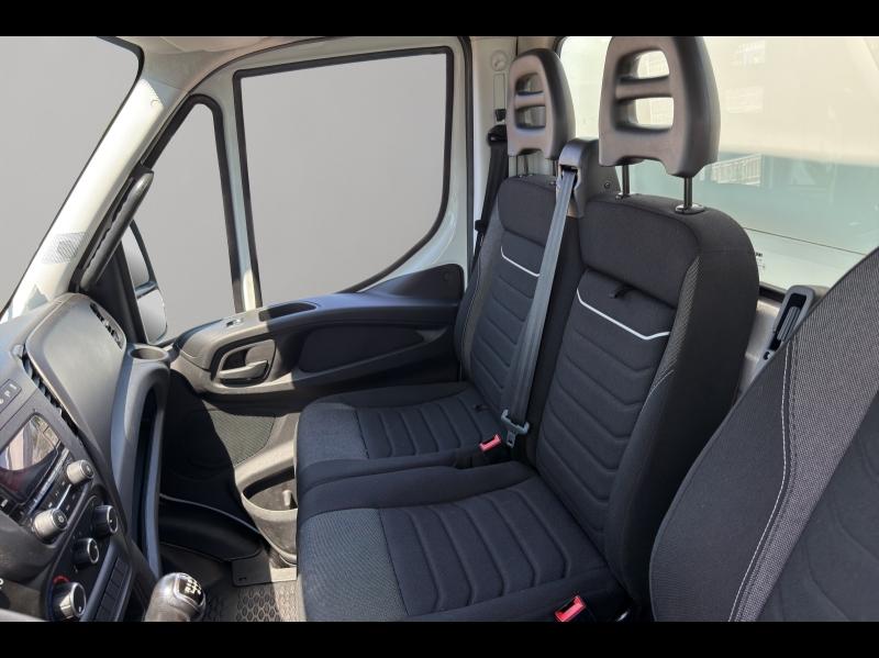 Image IVECO Daily CCb 35-160H 3.0 / 35C16 / BENNE & COFFRE / 2022 / 160CH /