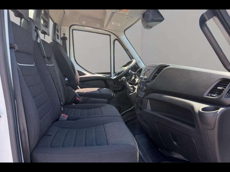 Image IVECO Daily CCb 35-160H 3.0 / 35C16 / BENNE & COFFRE / 2022 / 160CH /