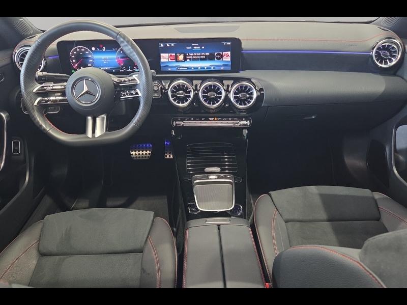 Image MERCEDES-BENZ CLA 200 d 150ch AMG Line 8G-DCT