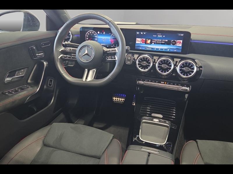 Image MERCEDES-BENZ CLA 200 d 150ch AMG Line 8G-DCT