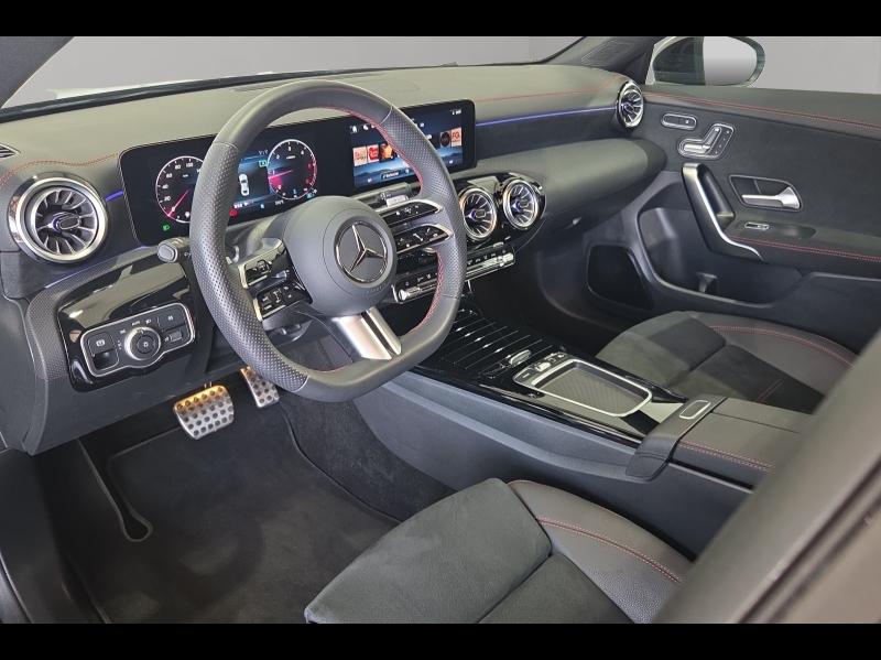 Image MERCEDES-BENZ CLA 200 d 150ch AMG Line 8G-DCT
