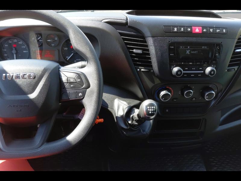 Image IVECO Daily CCb 35C16H empattement 4100 3.0