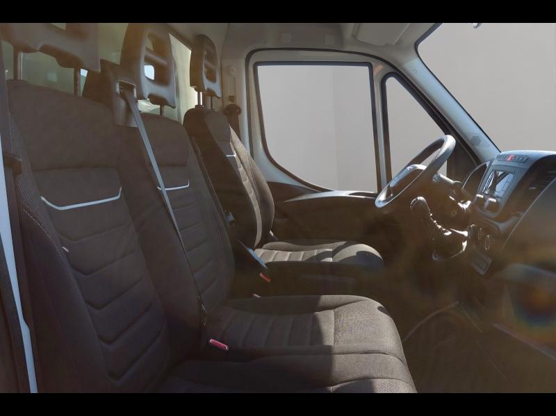 Image IVECO Daily CCb 35C16H empattement 4100 3.0