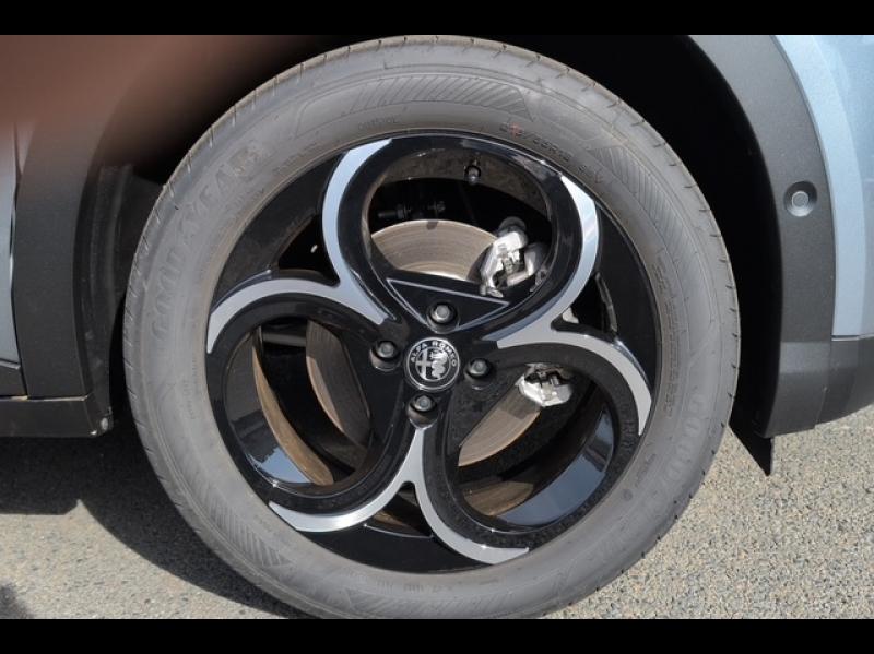 Image ALFA ROMEO Junior 1.2 Ibrida 136ch Speciale DCT6