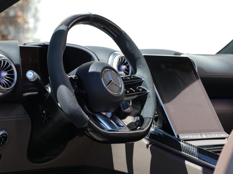 Image MERCEDES-BENZ Classe SL 63 AMG 612ch S E Performance 4Matic+ MCT 9G Speedshift AMG