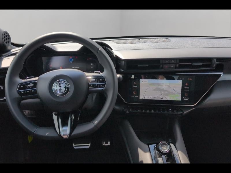 Image ALFA ROMEO Junior 1.2 Ibrida 136ch Premium DCT6 Q4
