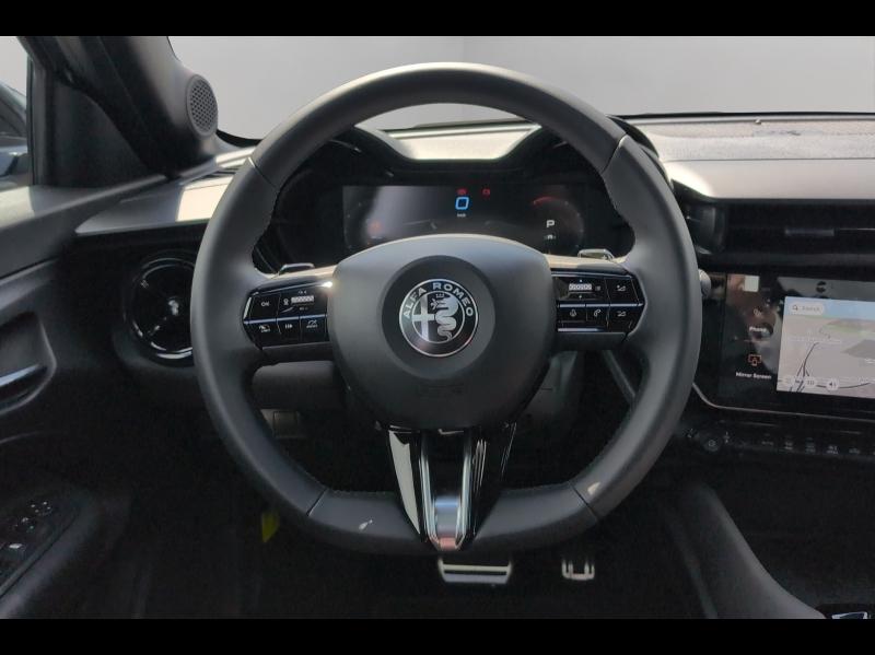 Image ALFA ROMEO Junior 1.2 Ibrida 136ch Premium DCT6 Q4