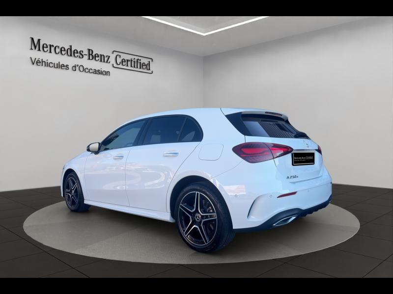 Image MERCEDES-BENZ Classe A 250 e 163+109ch AMG Line 8G-DCT
