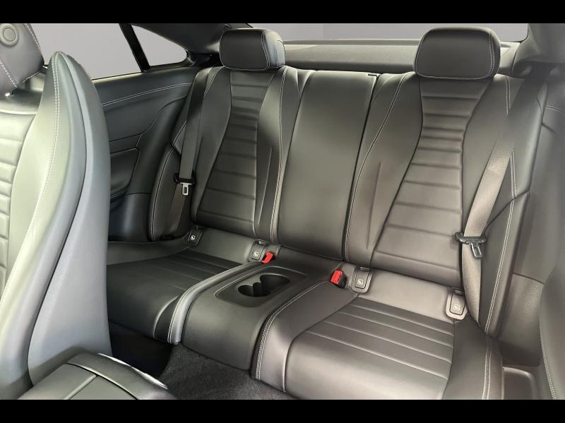 Image MERCEDES-BENZ Classe E Coupe 220 d 194ch AMG Line 9G-Tronic