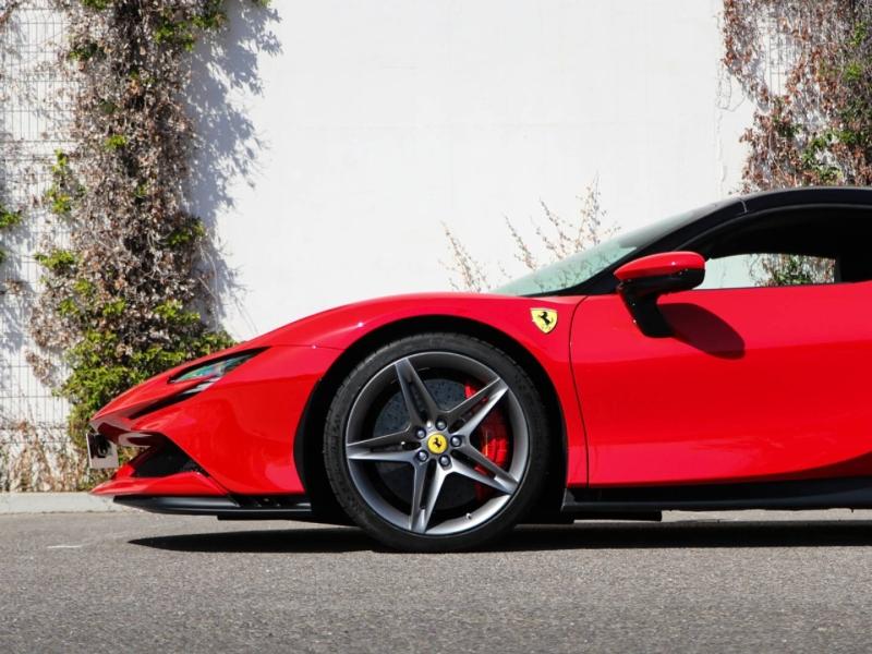 Image FERRARI SF90 SPIDER V8 BITURBO 4.0