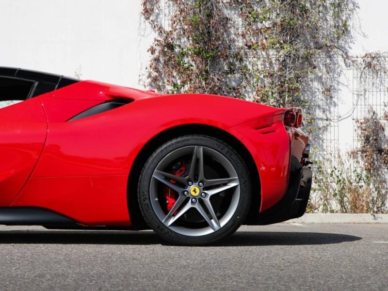 Image FERRARI SF90 SPIDER V8 BITURBO 4.0