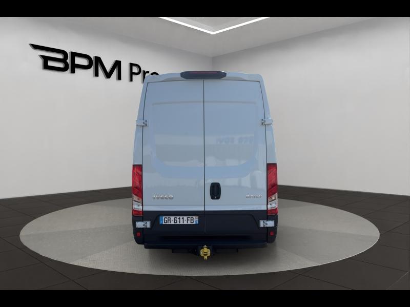 Image IVECO Daily 35S Fg 35-140V12 / DAILY / 35S14V12 / 2.3L 140CH / 2023 / L3H2 / 12m3 /FOURGON /