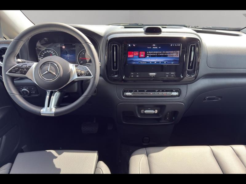 Image MERCEDES-BENZ Vito Tourer 116 CDI Long Select 9G-Tronic 9 places