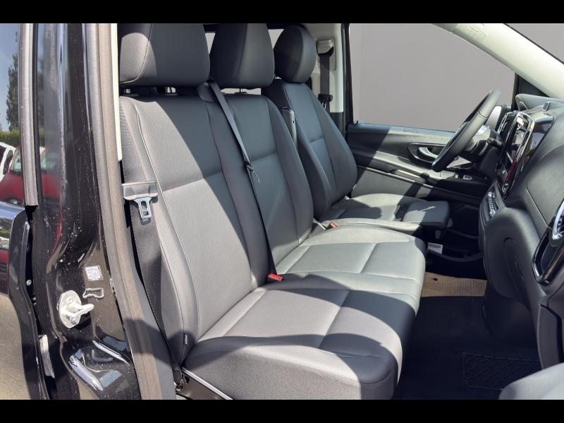 Image MERCEDES-BENZ Vito Tourer 116 CDI Long Select 9G-Tronic 9 places