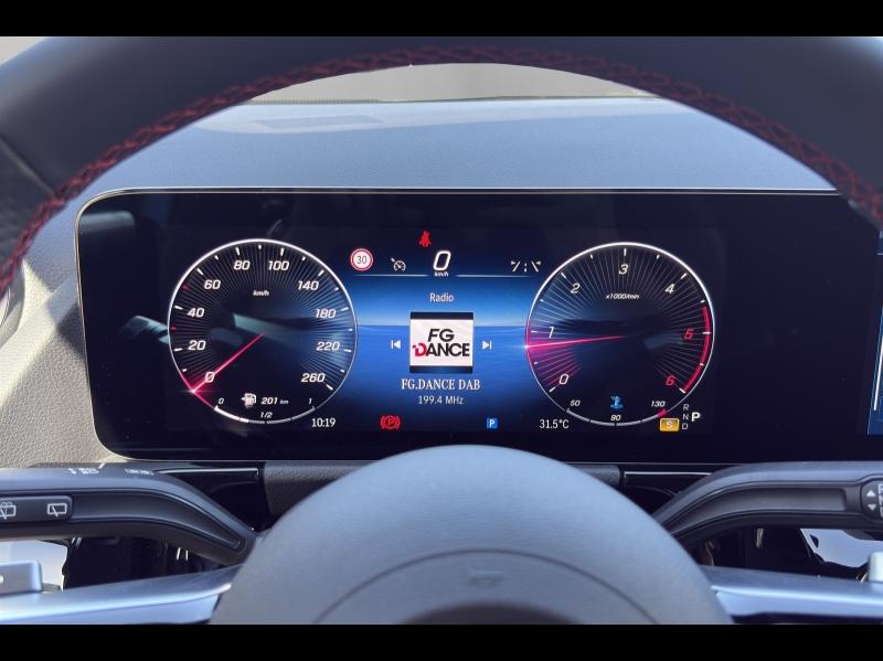 Image MERCEDES-BENZ GLA 200 d 150ch AMG Line 8G-DCT
