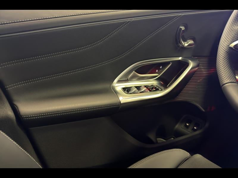 Image MERCEDES-BENZ GLC 400 EQ 489ch AMG Line 4Matic