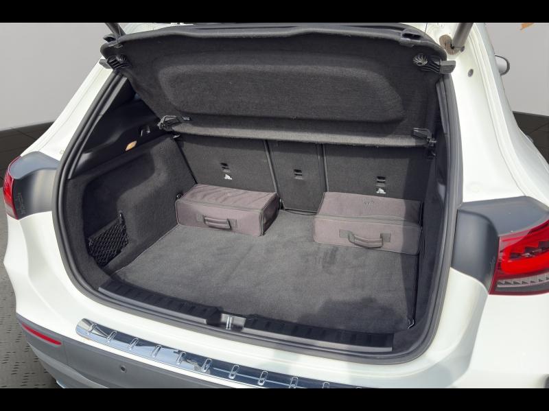 Image MERCEDES-BENZ GLA 250 e 160+102ch AMG Line 8G-DCT