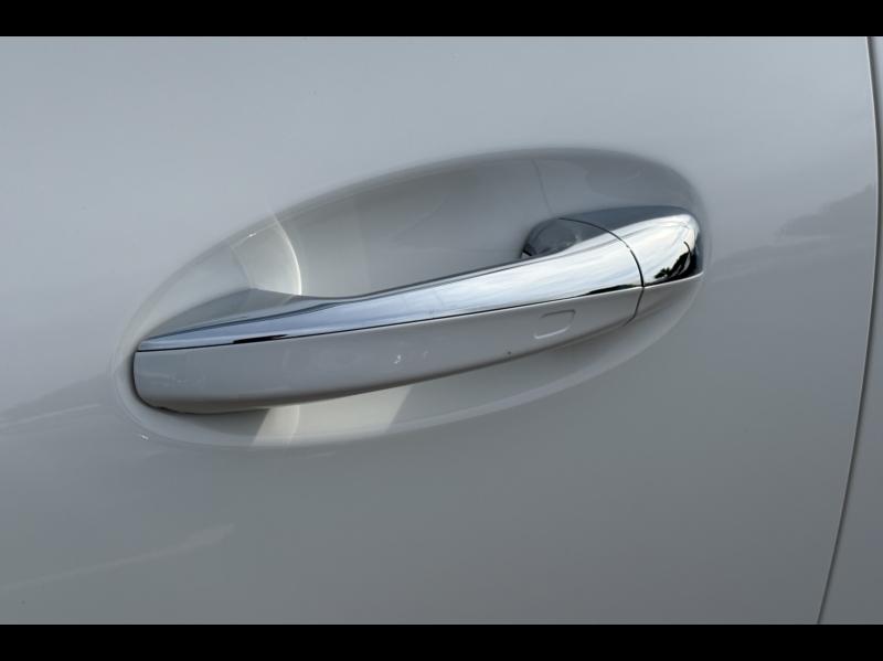 Image MERCEDES-BENZ GLA 250 e 160+102ch AMG Line 8G-DCT