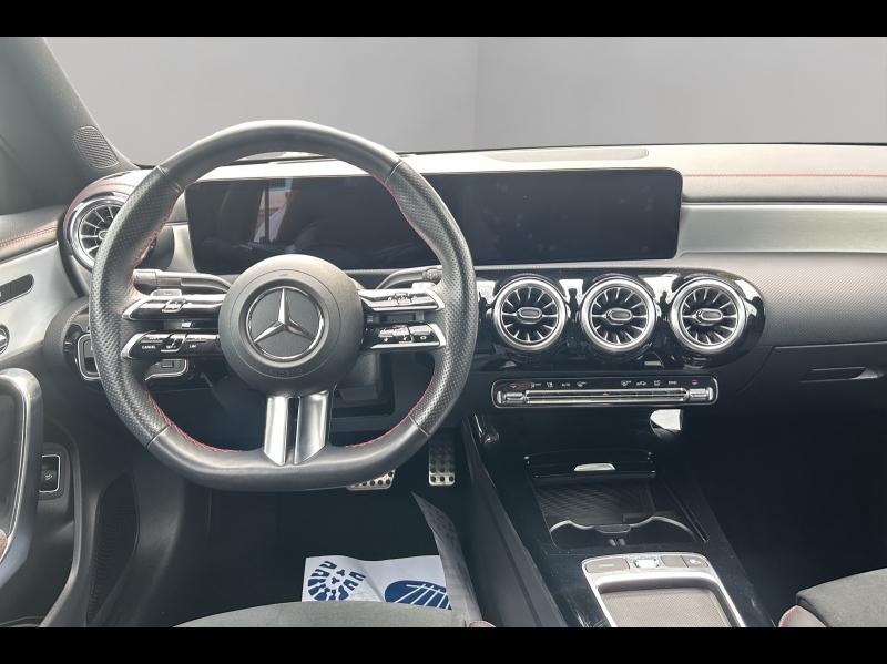 Image MERCEDES-BENZ CLA 200 d 150ch AMG Line 8G-DCT