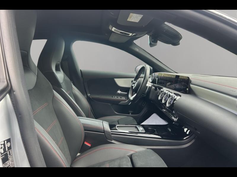 Image MERCEDES-BENZ CLA 200 d 150ch AMG Line 8G-DCT