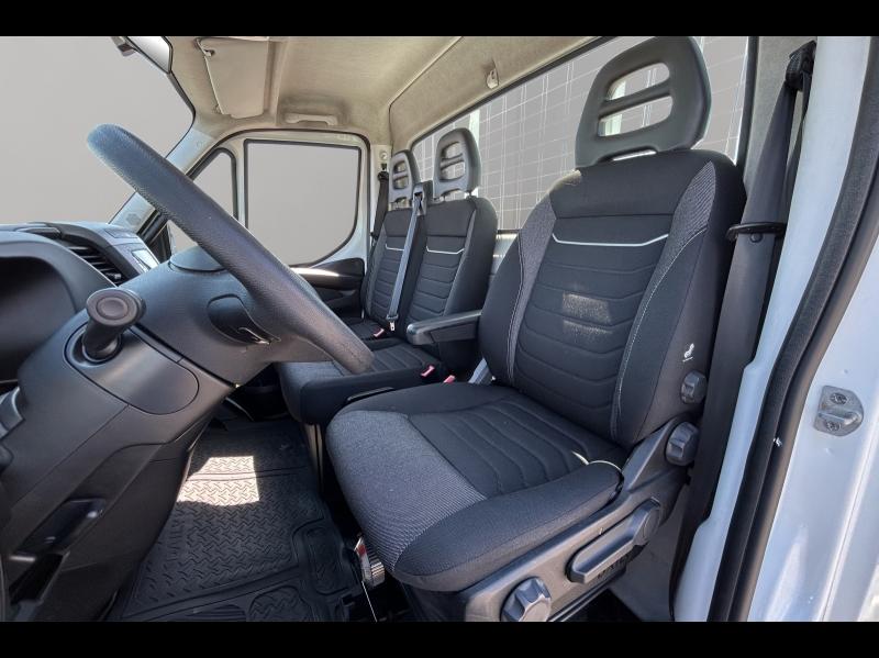 Image IVECO Daily CCb 35C16H3.0 empattement 4100