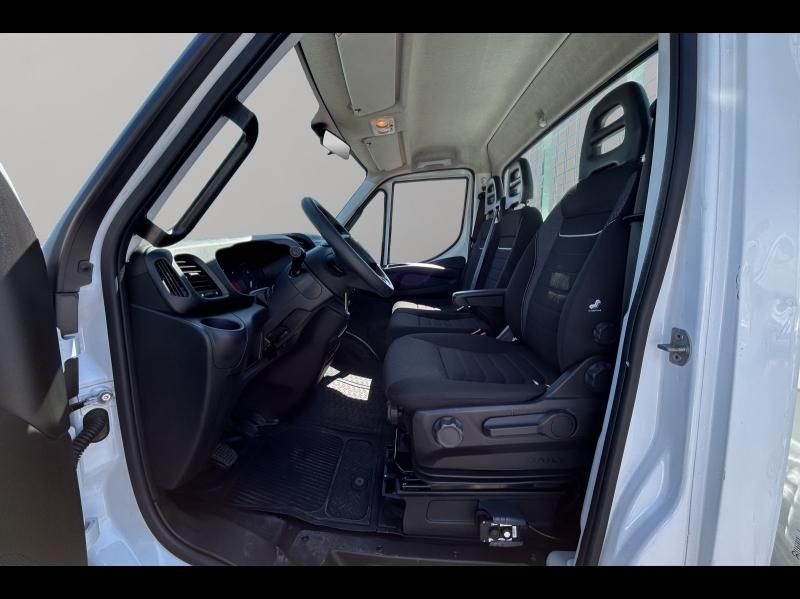 Image IVECO Daily CCb 35C16H3.0 empattement 4100