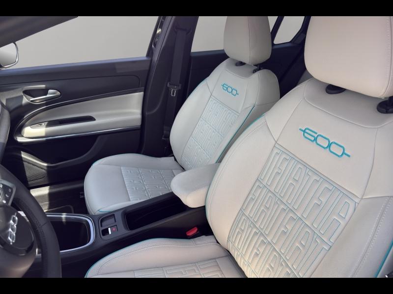 Image FIAT 600 1.2 Hybrid Turbo 110ch La Prima eDCT6 Step 2