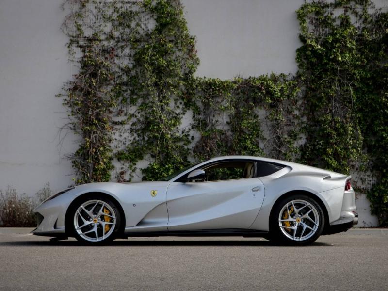 Image FERRARI 812 SUPERFAST V12 Atmosphérique 6.5